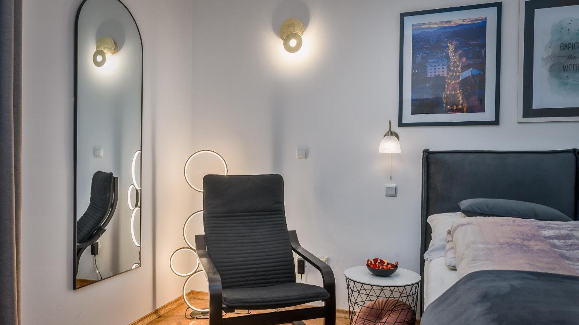 Iva'S Central Apartment Zagreb Dış mekan fotoğraf